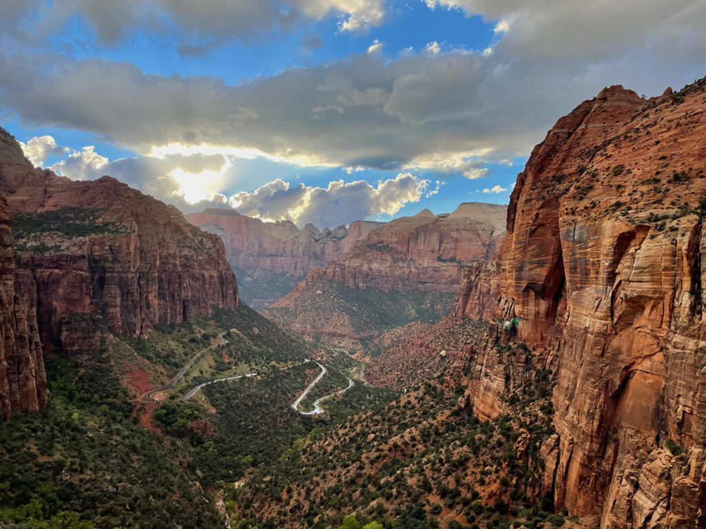 Canyon Overlook Trail - Must-Do hike in Zion National Park