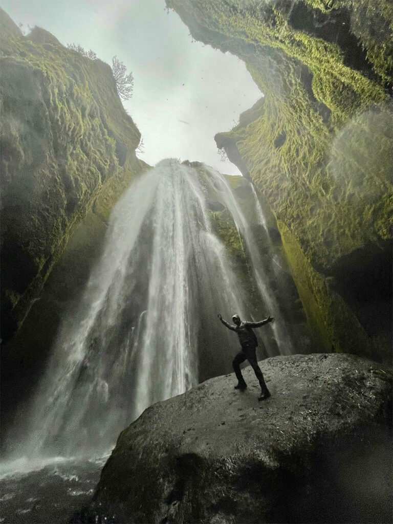 Ontdek de verborgen waterval Gljufrabui vlakbij Seljalandsfoss