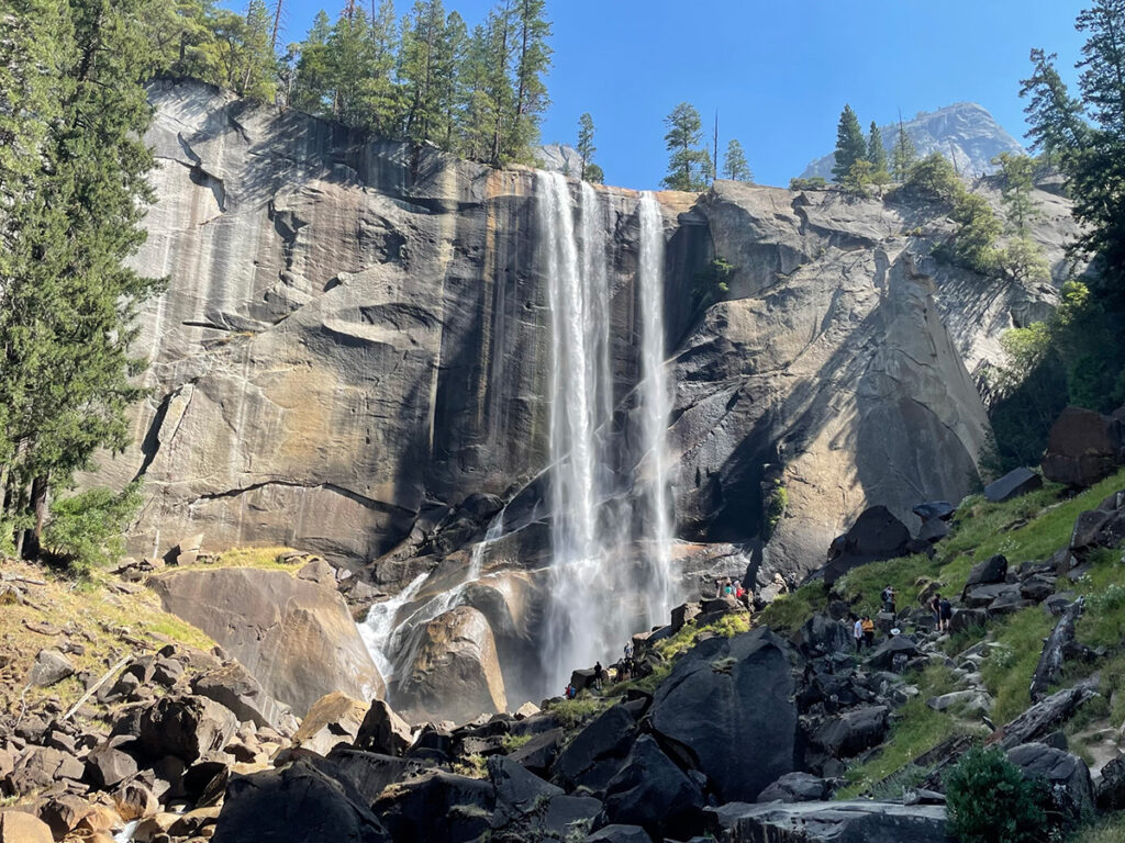 Wandelen naar de Vernall Fall in het prachtige Yosemite