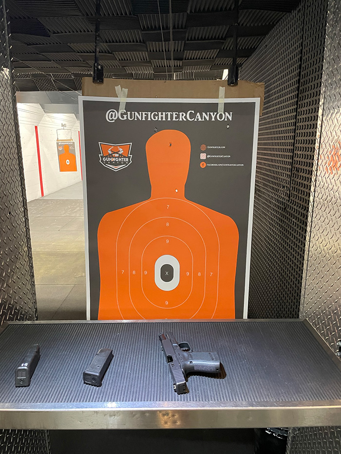 Schieten op een schietbaan met een wapen naar keuze in Page Arizona