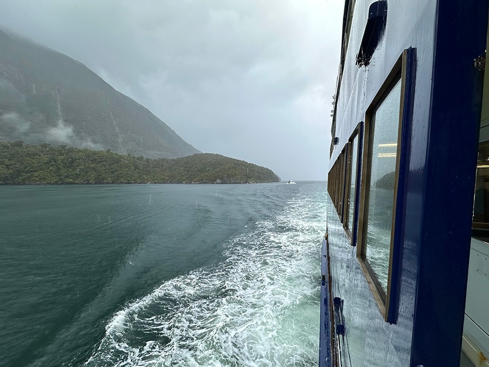 Regenachtige dagen Doubtful Sound