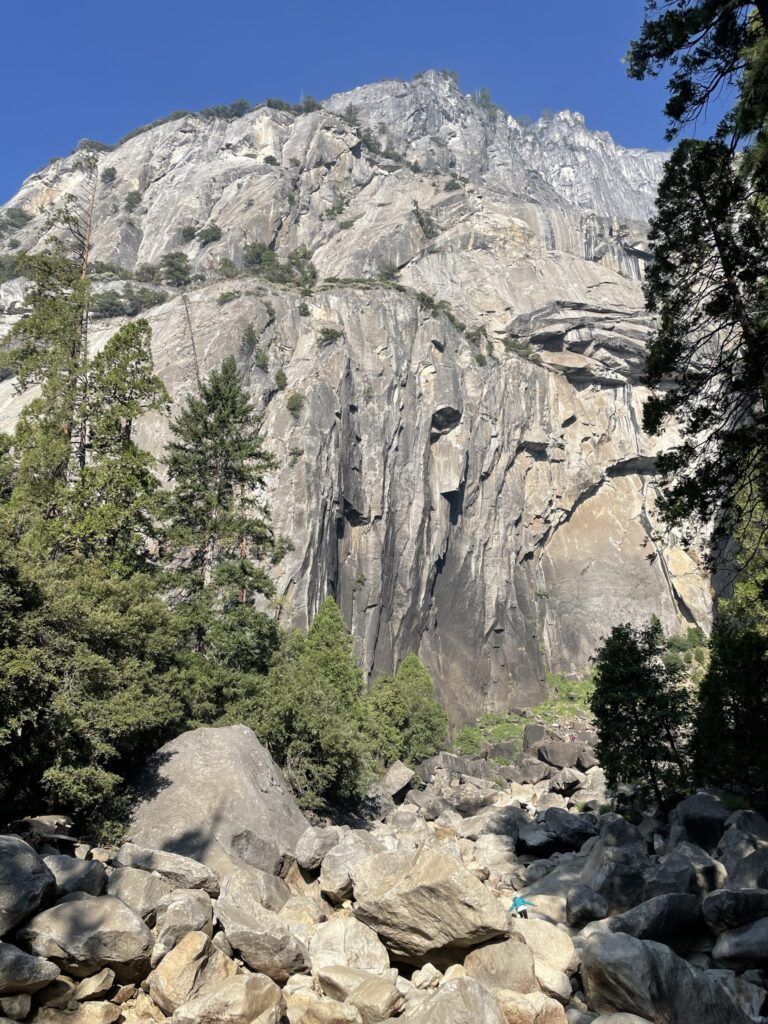 Yosemite falls in september 2022